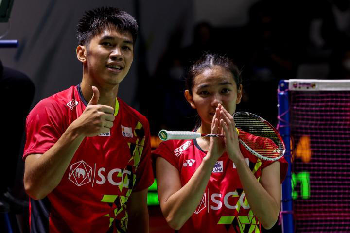 แรงไม่หยุด "สุภัค-ศุภิสรา" เชือดเจ้าถิ่น 2-1 ลิ่วรอบรองฯ ขนไก่ "อินโดนีเซีย 2022"